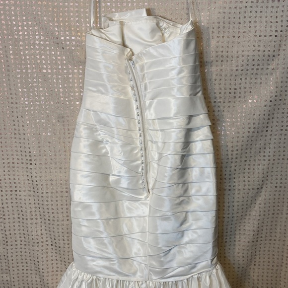 Mari Lee for Madeline Gardner Elegant White Strapless Gown - Picture 7 of 15